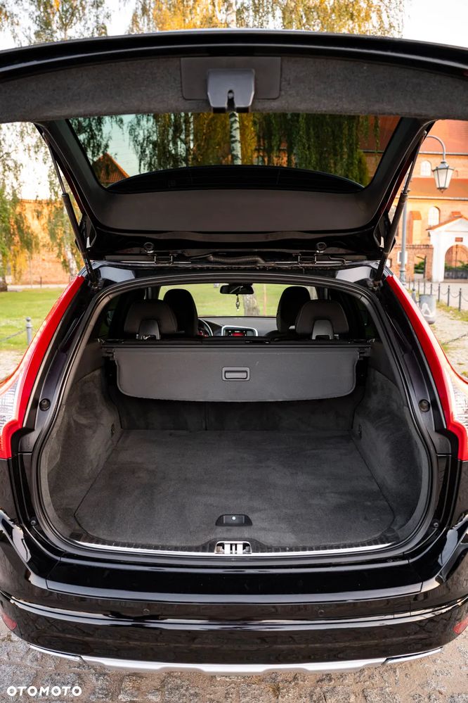 Volvo XC 60 D4 Kinetic - 27