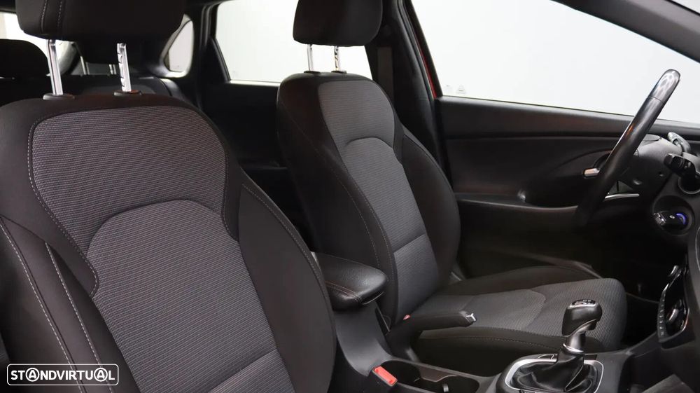 Hyundai i30 1.0 T-GDI Style — fotografia 17