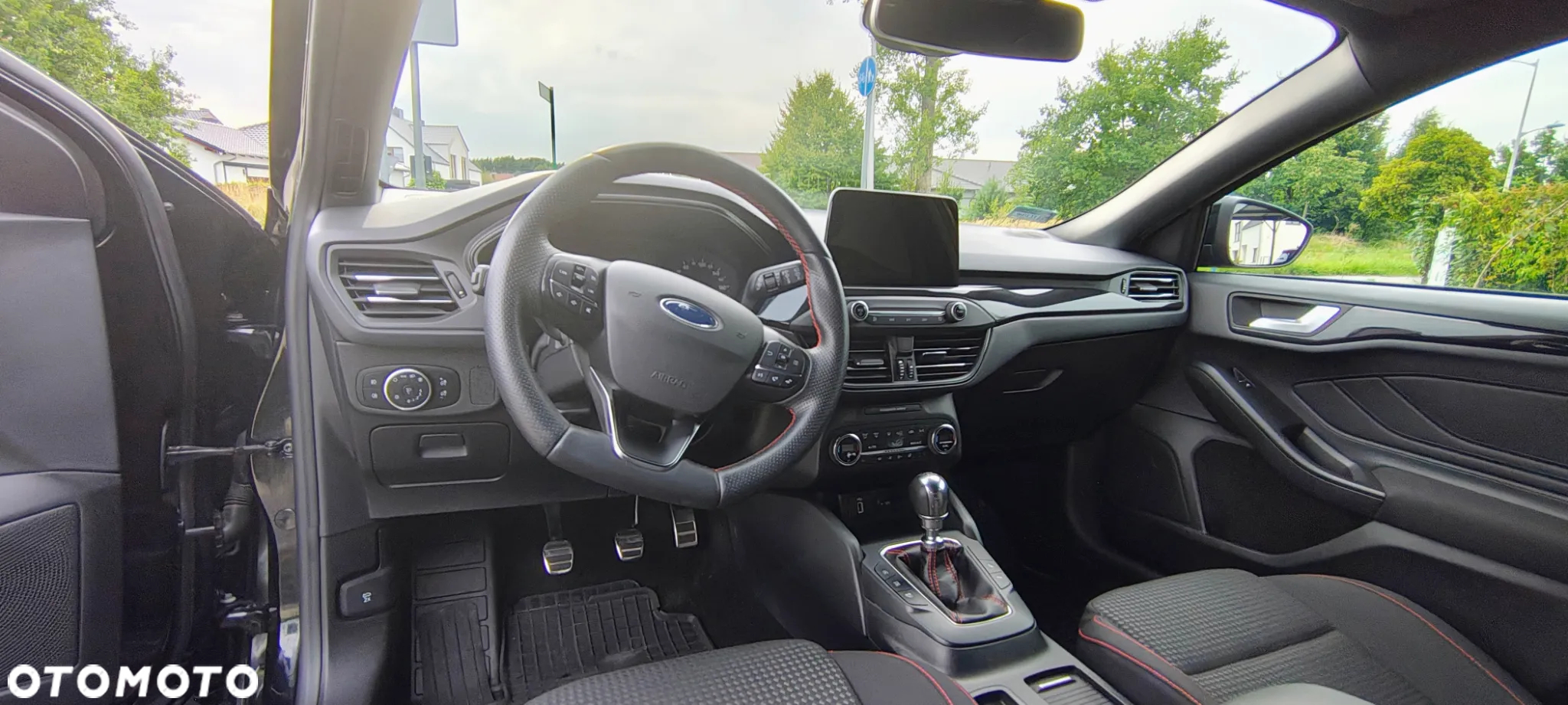 Ford Focus - 11