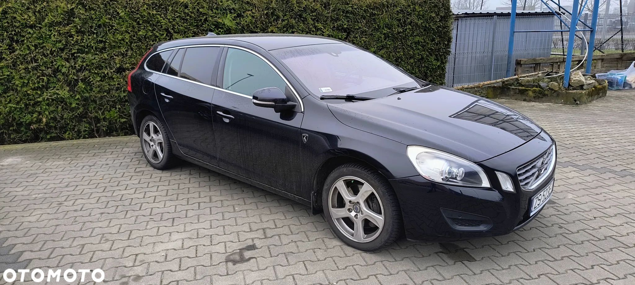 Volvo V60 T5 Momentum - 1