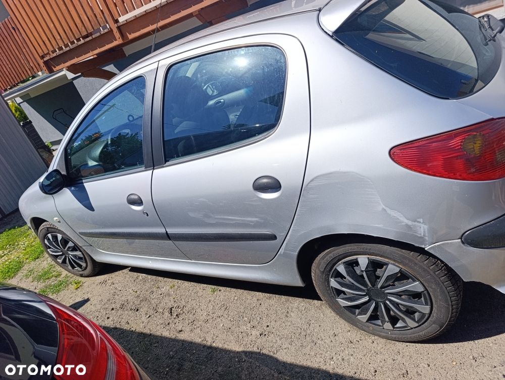 Peugeot 206 - 5