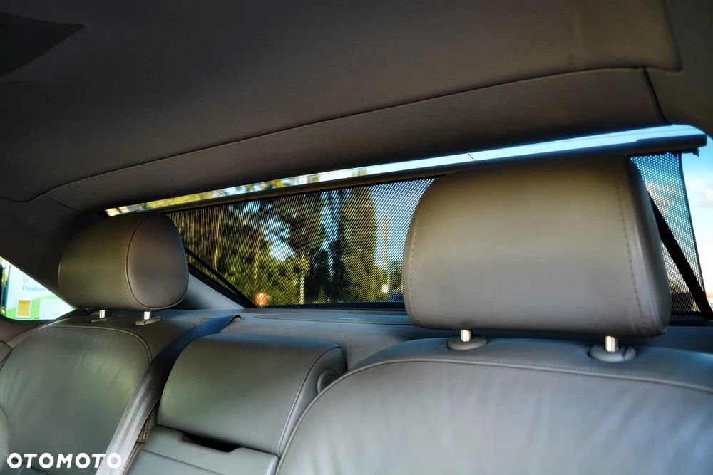 Audi A8 4.2 Quattro - 7