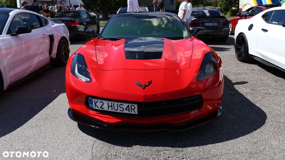 Chevrolet Corvette - 14