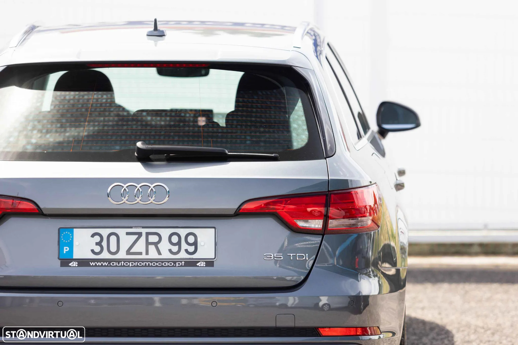 Audi A4 Avant 35 TDI S tronic - 14