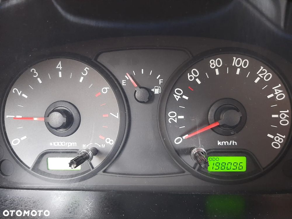 Kia Picanto - 8