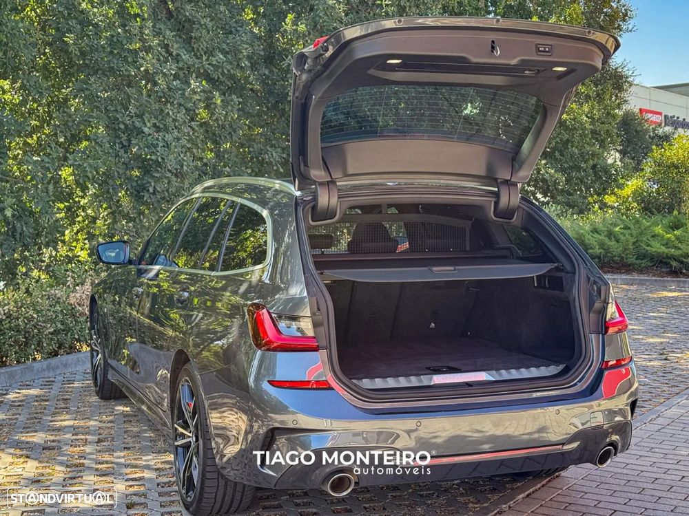 BMW 330 e Pack Desportivo M Auto - 58