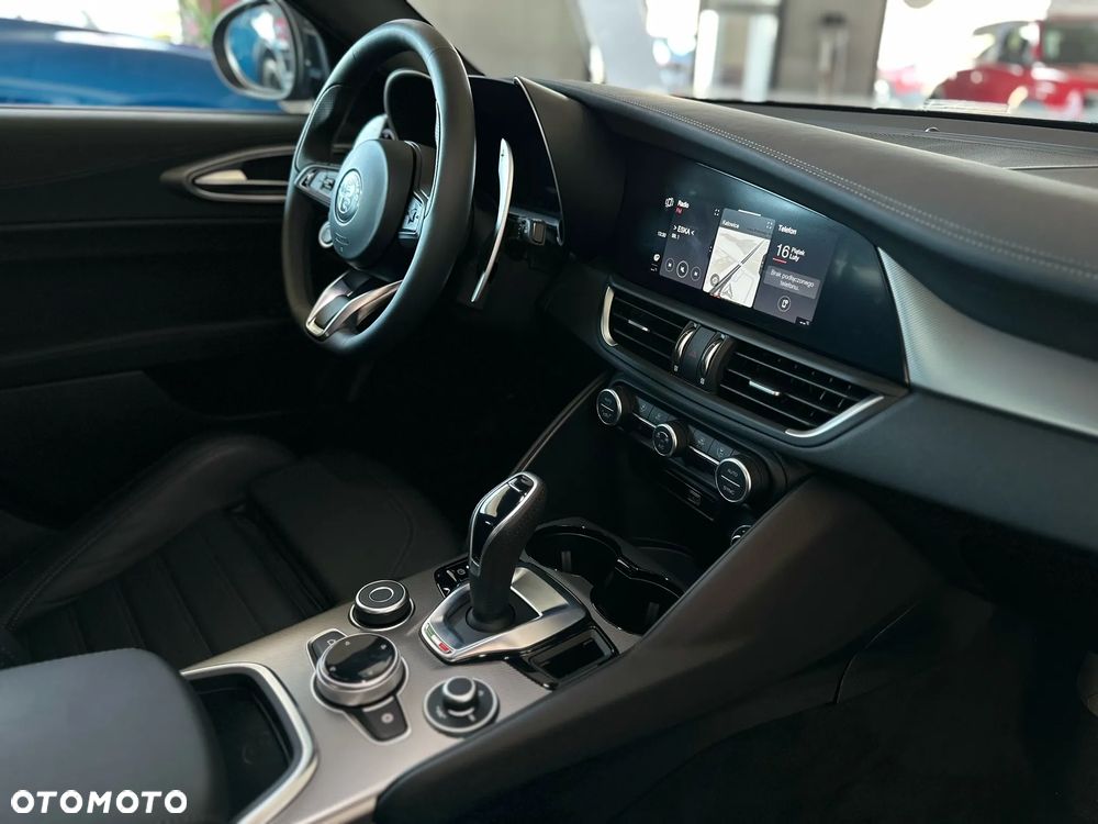 Alfa Romeo Giulia 2.0 Turbo Veloce Q4 - 6