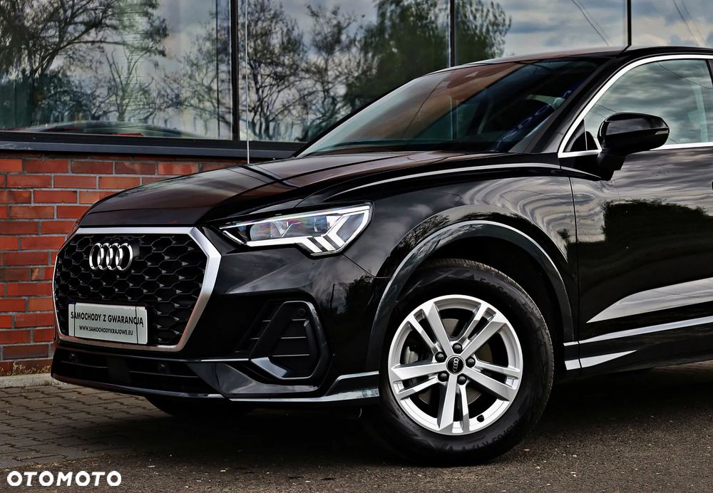 Audi Q3 Sportback - 15