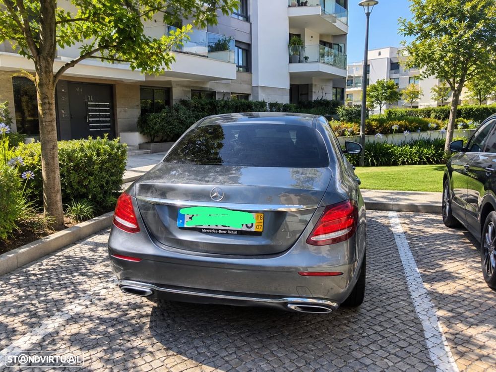Mercedes-Benz E 200 - 2