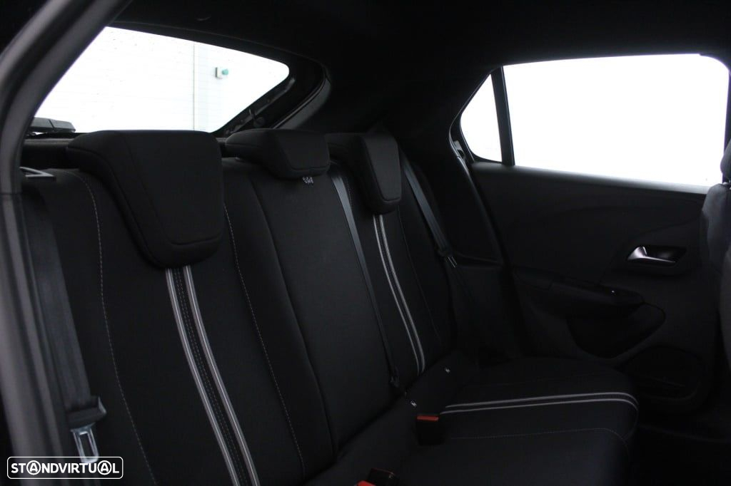 Opel Corsa 1.2 T GS - 15