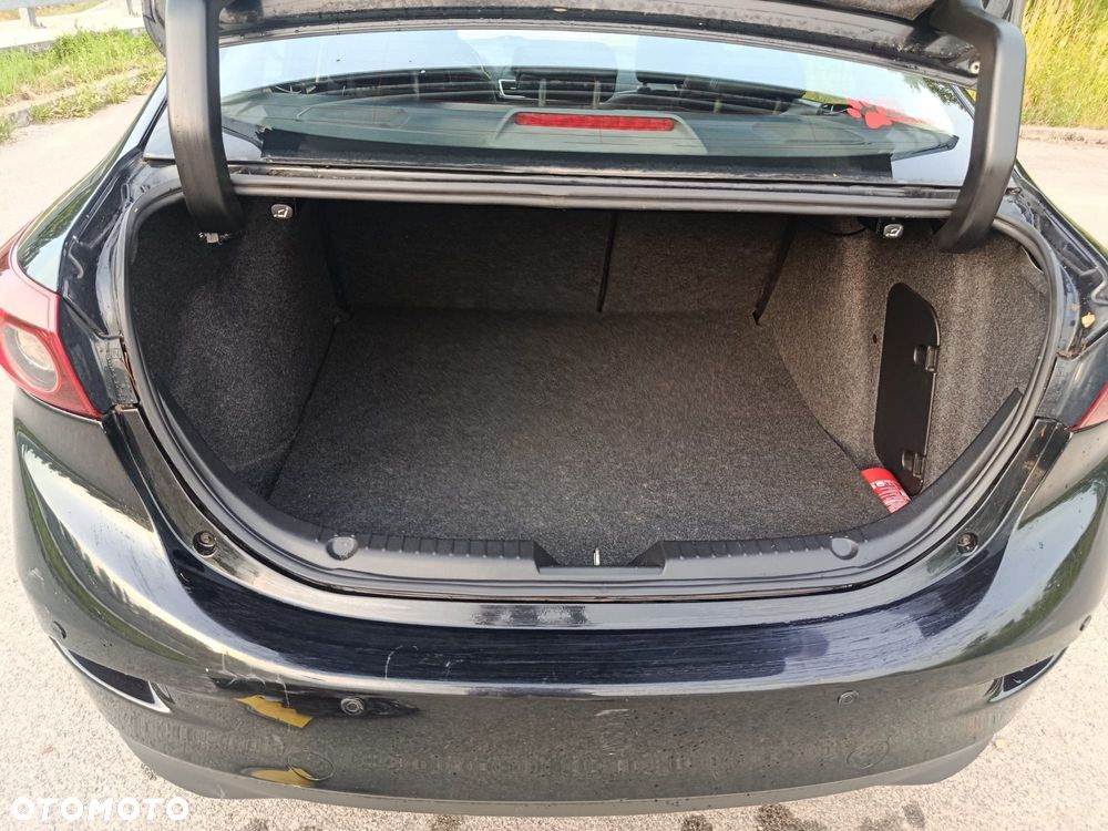 Mazda 3 - 6