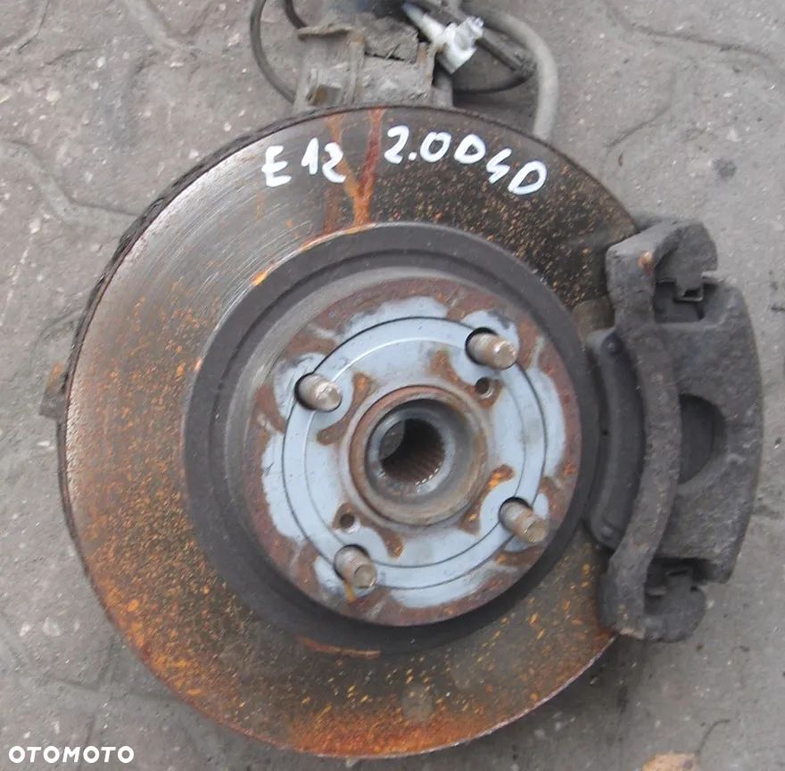 amortyzator sprężyna zwrotnica zacisk COROLLA E12 2.0 D4D - 3