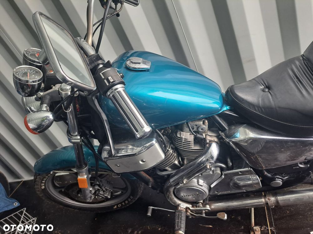 Honda VT - 6