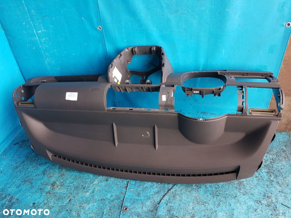 VW FOX DESKA ROZDZIELCZA - 1