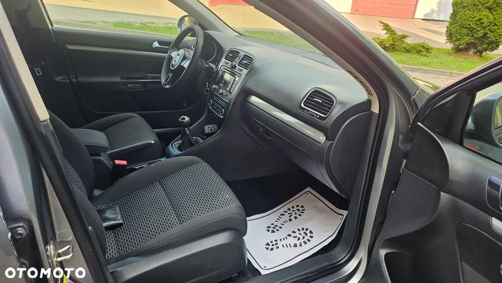 Volkswagen Golf 1.6 TDI Comfortline - 6