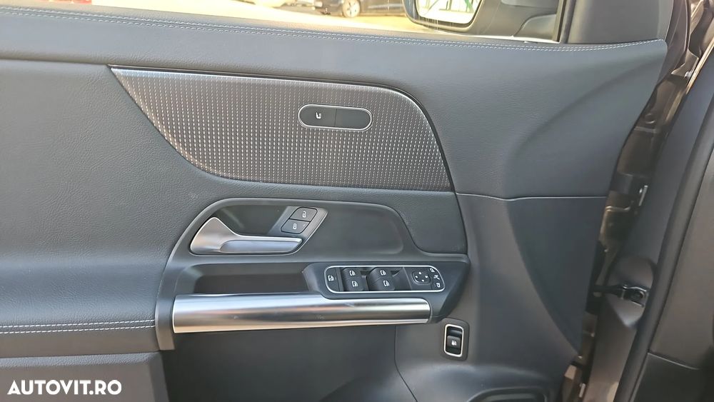 Mercedes-Benz GLA 250 e 8G-DCT Style - 12