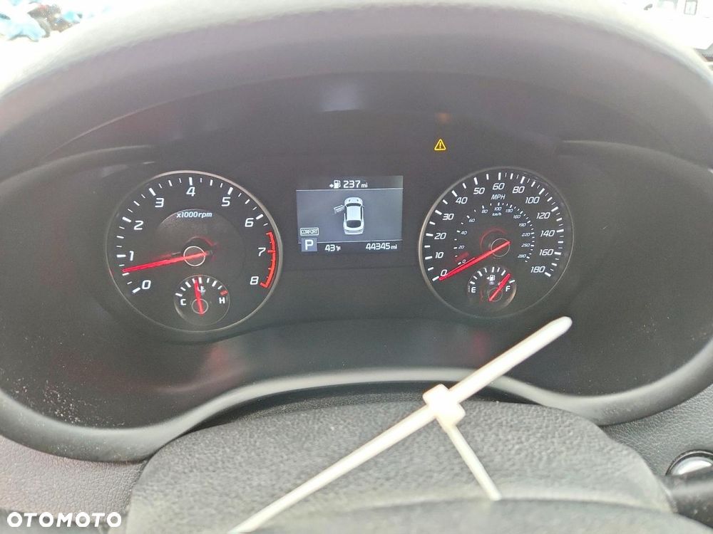 Kia Stinger 3.3 T-GDI AWD GT - 10