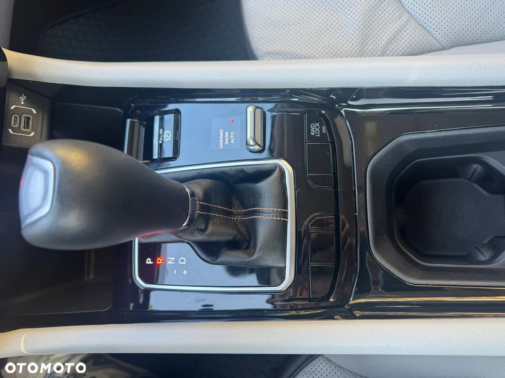 Jeep Compass 2.4I 4x4 Automatik Limited - 12