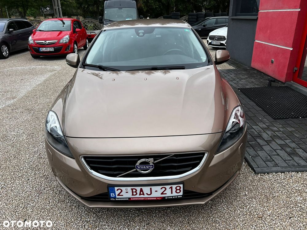 Volvo V40 D2 Summum - 36
