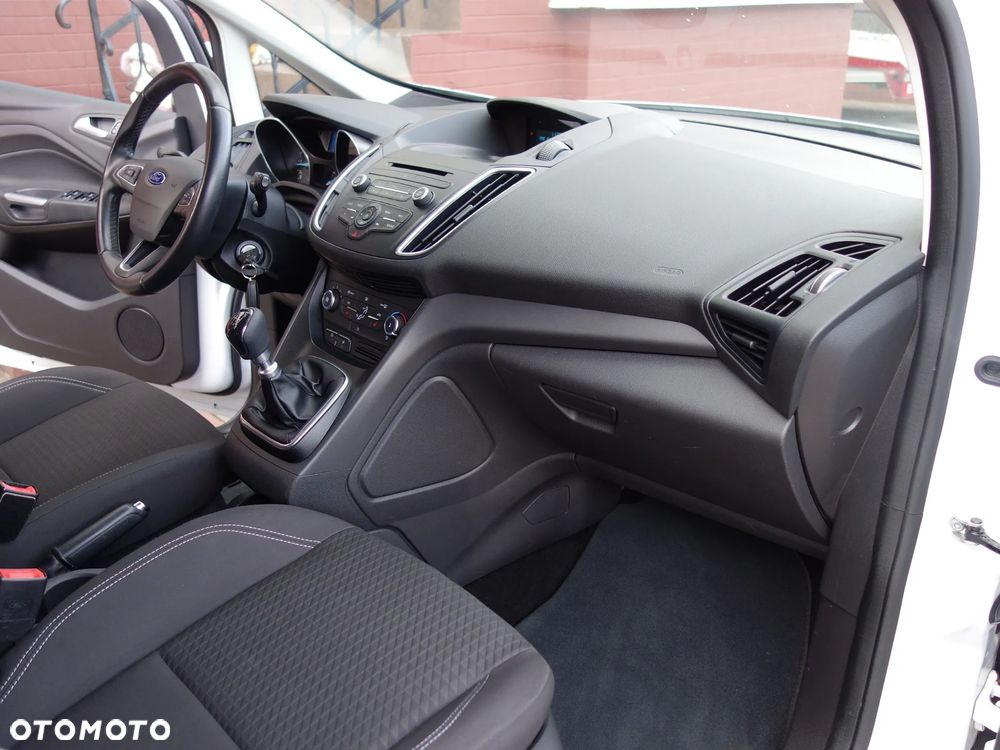 Ford C-MAX 1.5 TDCi Titanium - 19