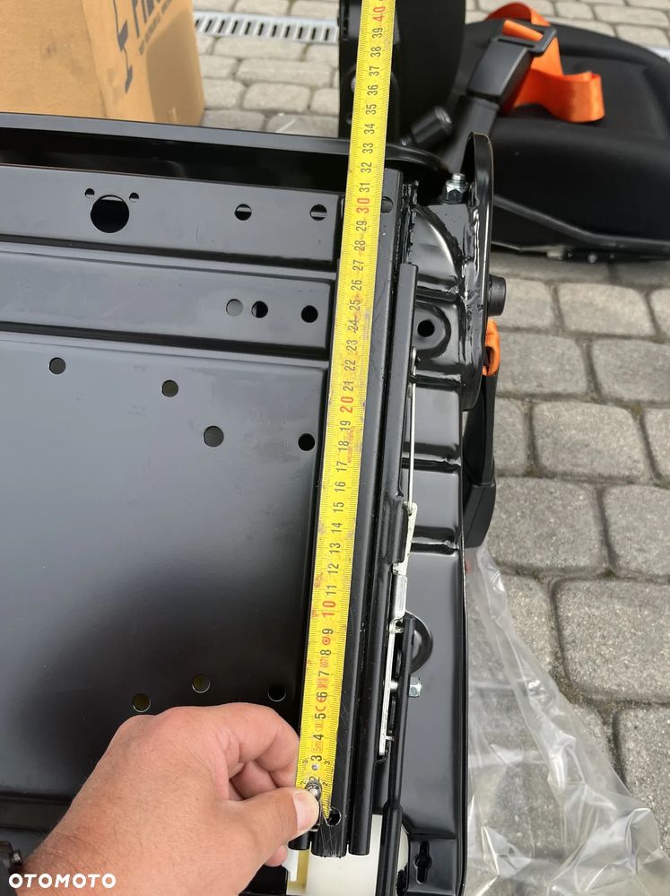 FOTEL PILOT F91 F92 F93 TYPU GRAMMER JCB HYSTER 1400 NETTO - 12