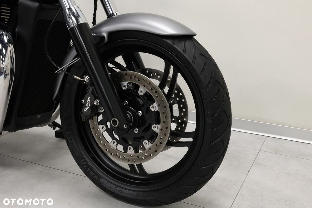 Triumph Thunderbird - 29