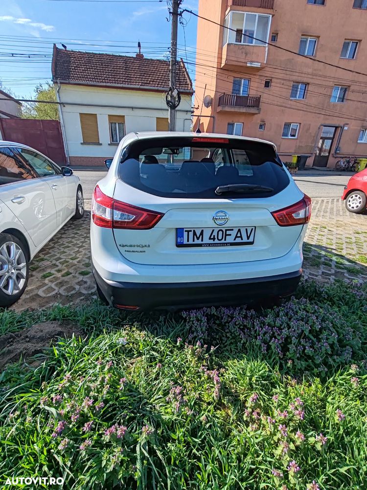 Nissan Qashqai 1.6 DCI Start/Stop X-TRONIC N-Connecta - 6