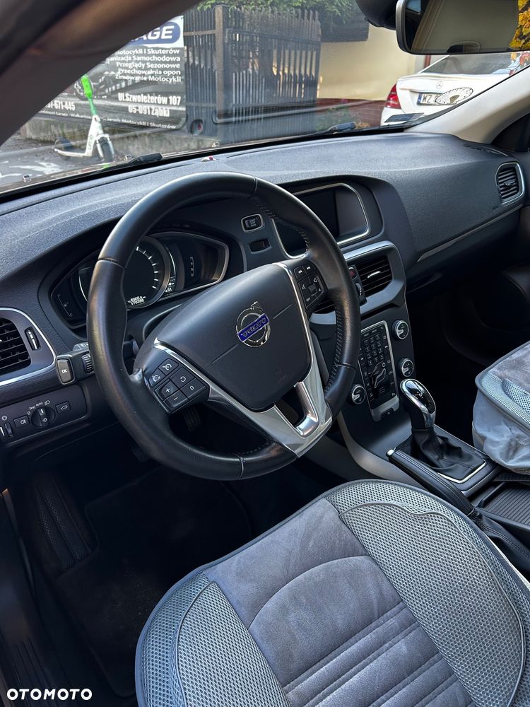 Volvo V40 - 10