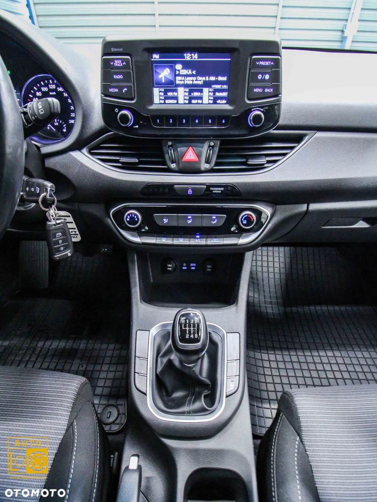 Hyundai i30 1.4 Comfort - 16