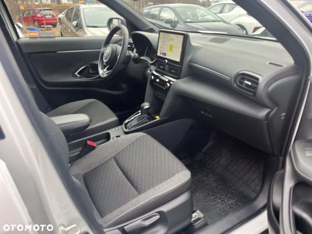 Toyota Yaris Cross Hybrid 1.5 Style - 24