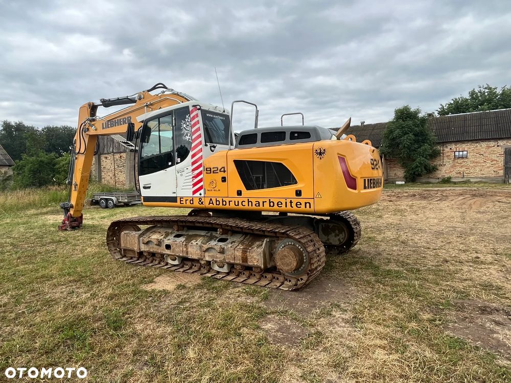 Liebherr R924LC - 8