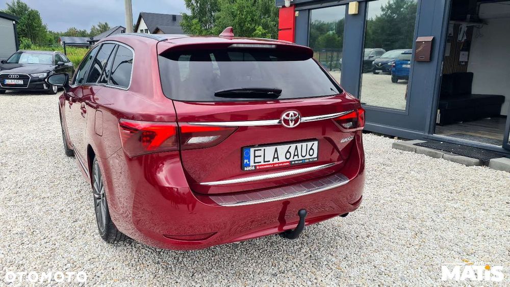 Toyota Avensis - 18