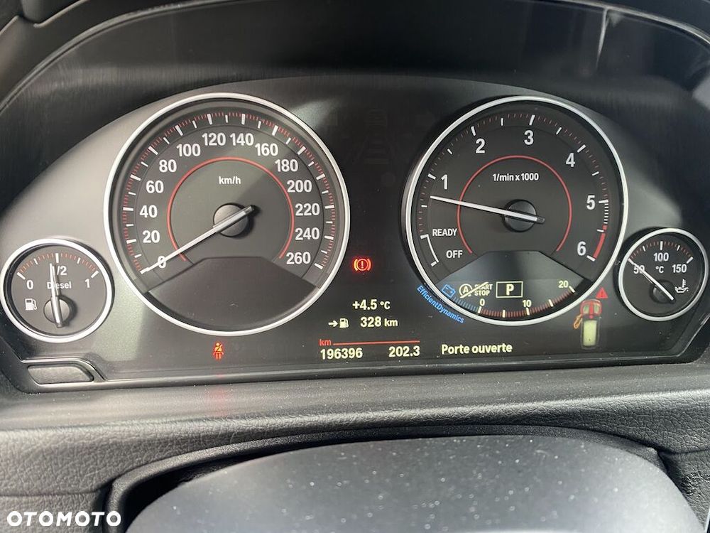 BMW Seria 3 330d Edition M Sport Shadow - 12