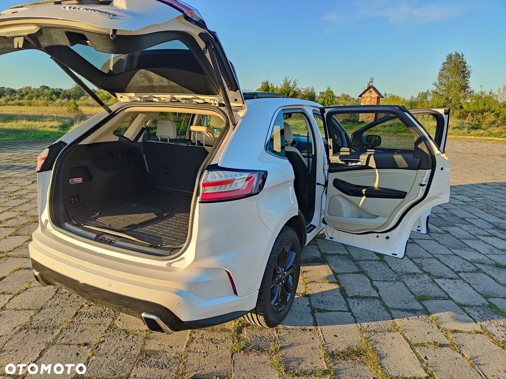 Ford Edge - 12
