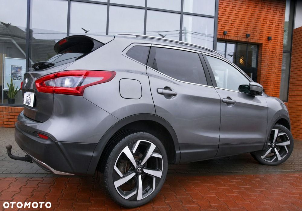 Nissan Qashqai 1.2 DIG-T Xtronic TEKNA+ - 33