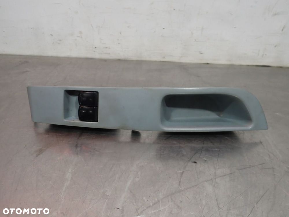 PANEL STEROWANIA SZYB NISSAN MICRA K12 C+C - 1