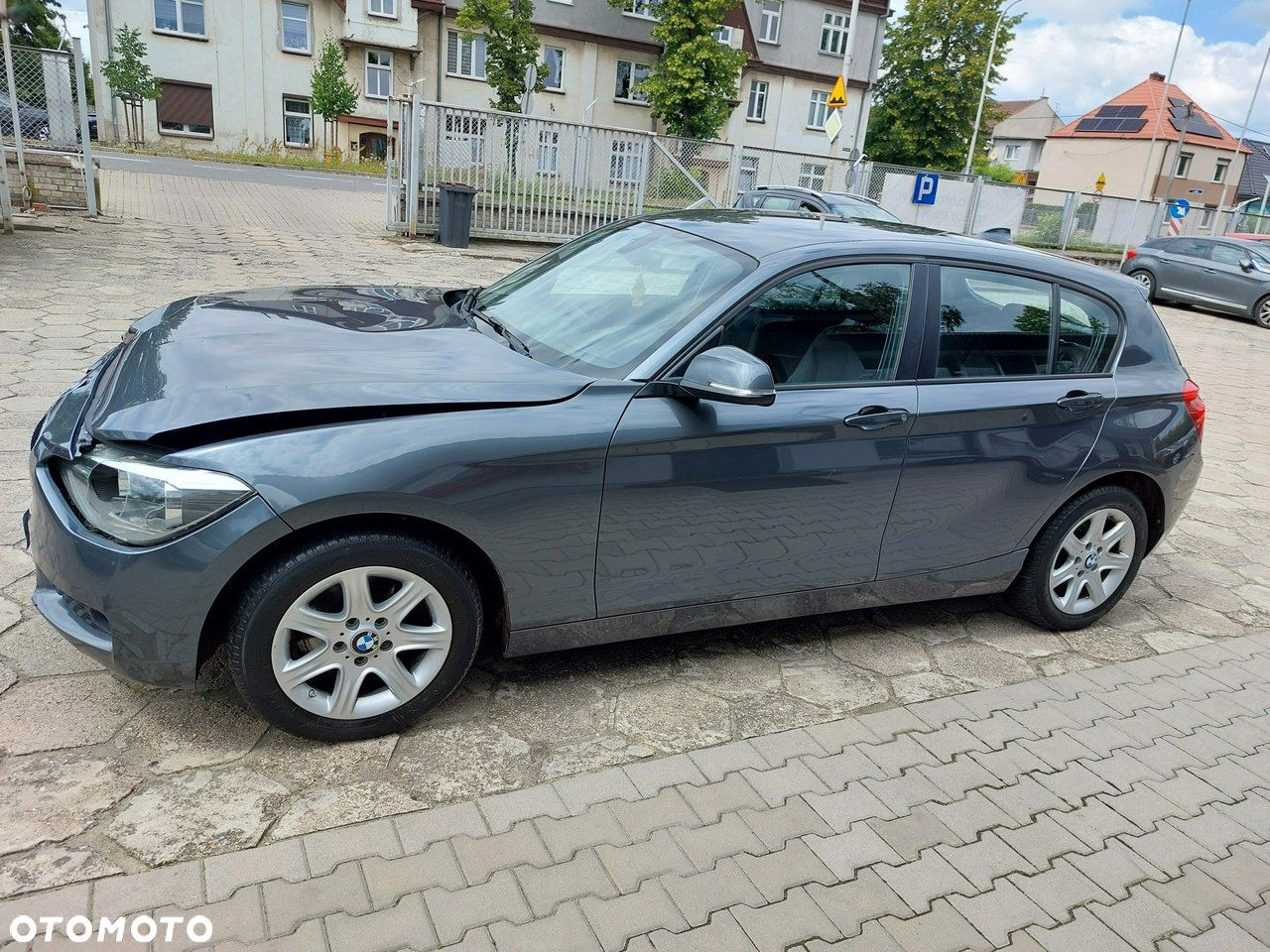 BMW Seria 1 - 2