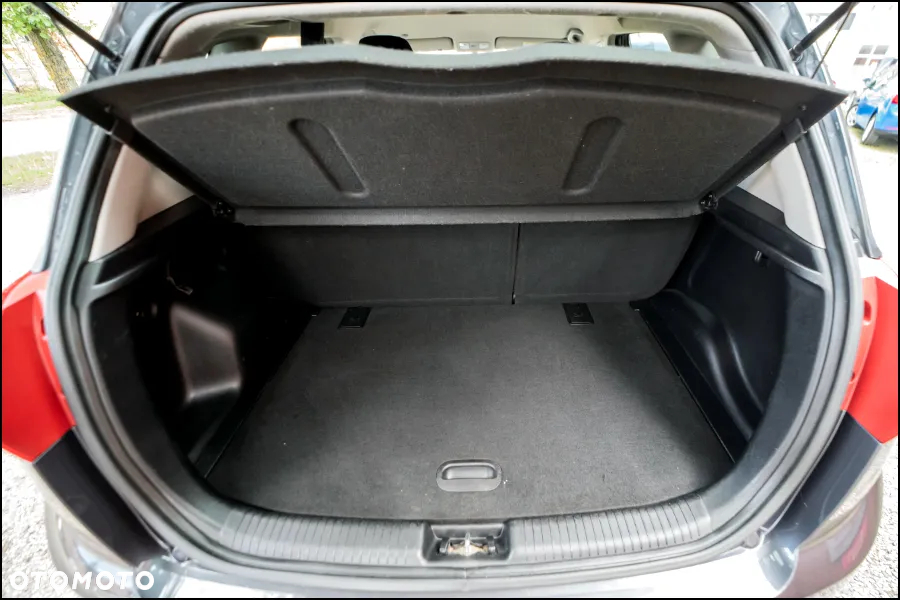 Kia Venga - 37