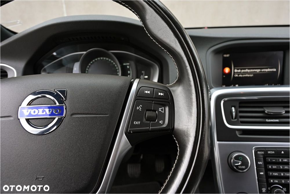 Volvo V60 D3 Drive-E Kinetic - 27