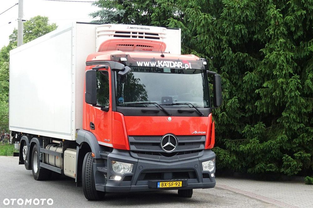 Mercedes-Benz Antos 2540 Sypialna euro 6 chłodni 3 osie podnoszona i skrętna - 28