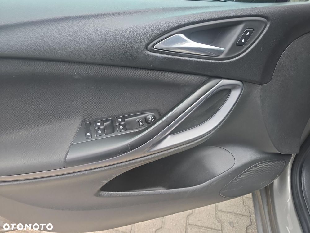 Opel Astra 1.4 T Enjoy - 9
