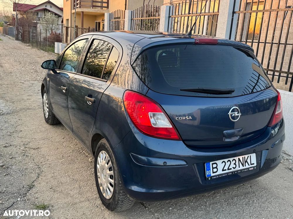 Opel Corsa 1.2 Essentia - 5