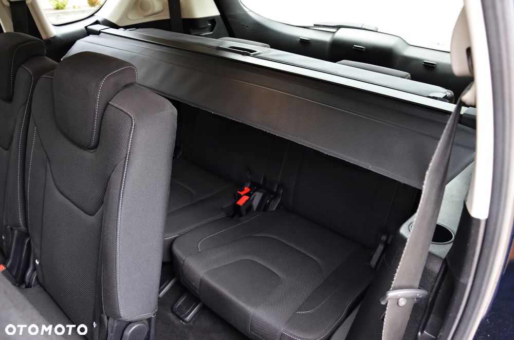 Ford S-Max - 33