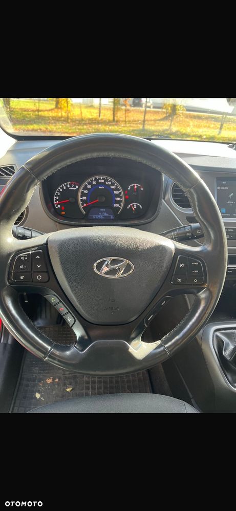 Hyundai i10 1.0 - 7