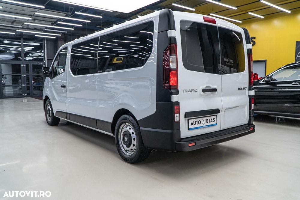 Renault Trafic Combi L2H1 1.6 dCi 95 8+1 Authentique - 5