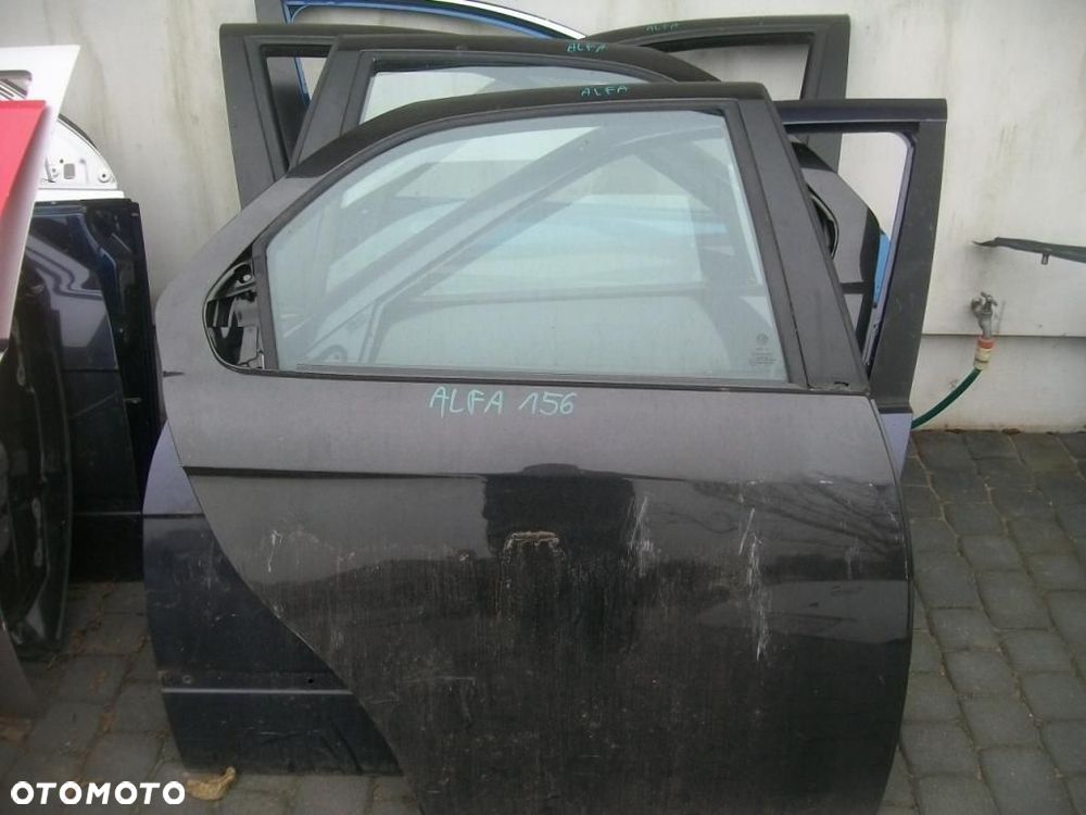 Drzwi tył prawy i lewy Alfa Romeo 156 - 1