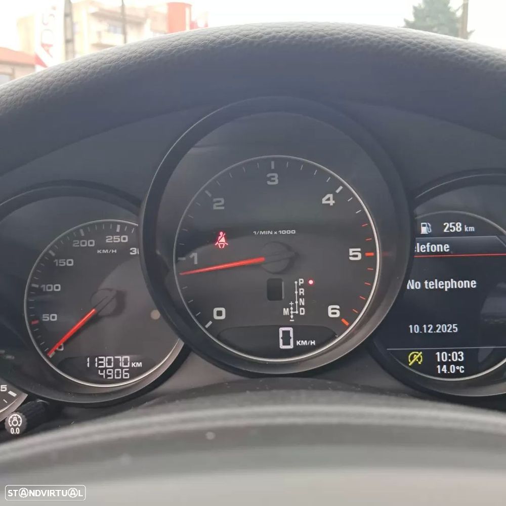 Porsche Panamera Diesel - 12