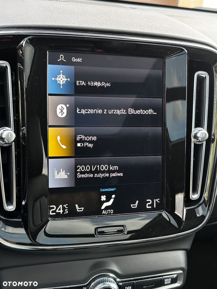Volvo XC 40 T2 Plus Dark - 37