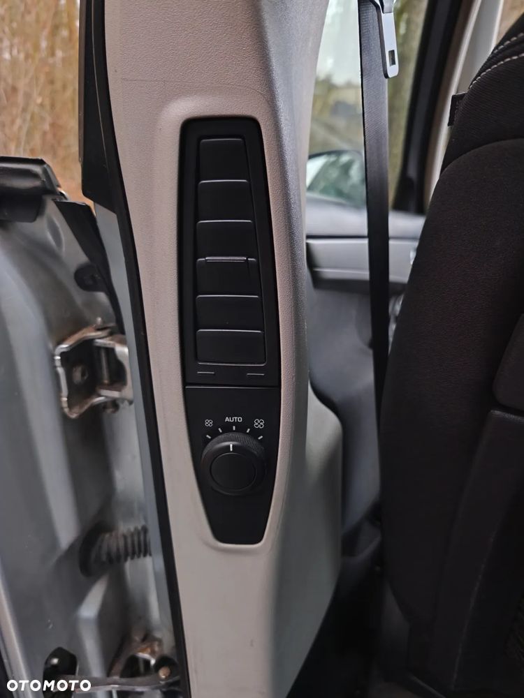 Citroën C4 Picasso 1.6 HDi X - 9