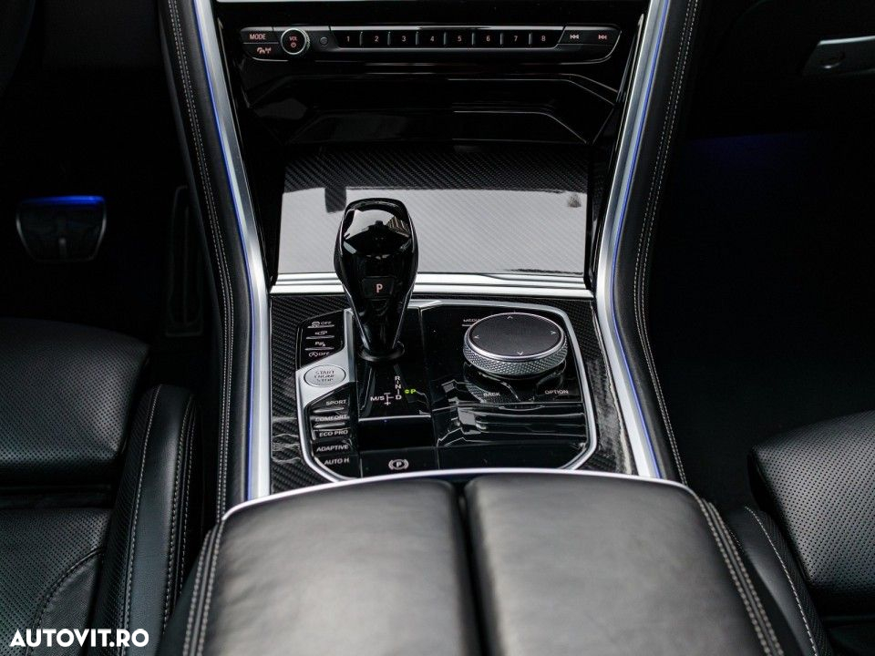 BMW M8 - 21